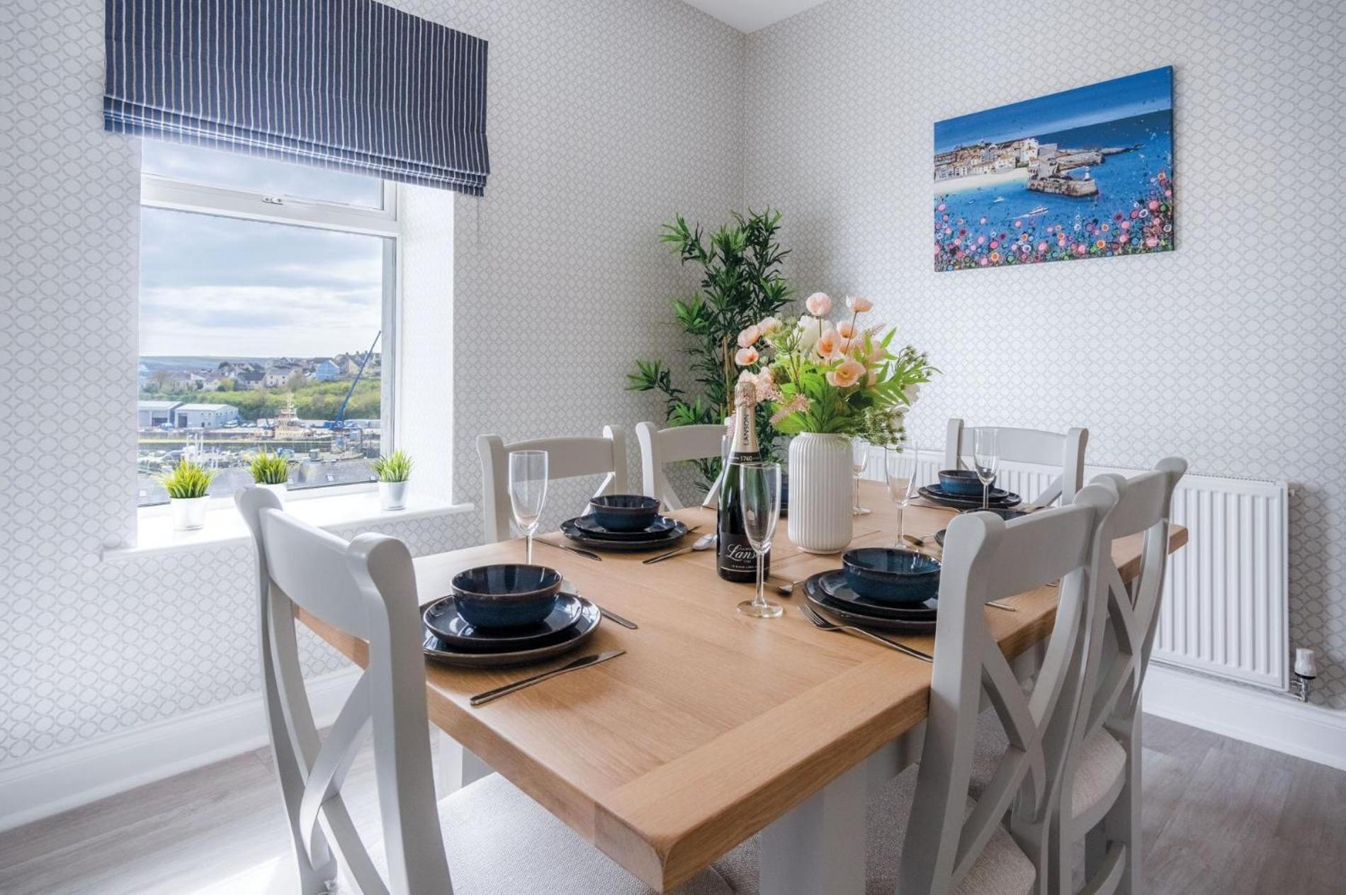 Beach Haven Hideout - 2 Bedroom - Milford Haven Eksteriør billede